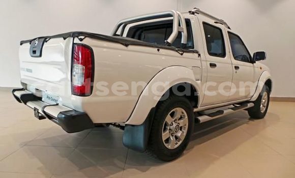 Buy Used Nissan NP 300 White Car in Manzini in Manzini Buy Used Nissan NP 300 White Car in Manzini in Manzini