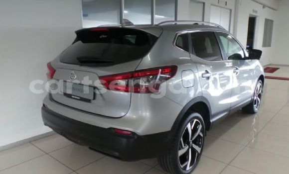 Buy Used Nissan Qashqai Silver Car in Manzini in Manzini Buy Used Nissan Qashqai Silver Car in Manzini in Manzini