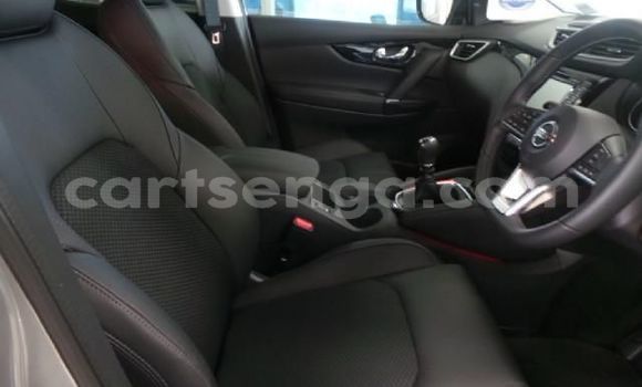Buy Used Nissan Qashqai Silver Car in Manzini in Manzini Buy Used Nissan Qashqai Silver Car in Manzini in Manzini