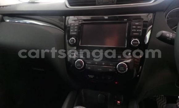 Buy Used Nissan Qashqai Silver Car in Manzini in Manzini Buy Used Nissan Qashqai Silver Car in Manzini in Manzini