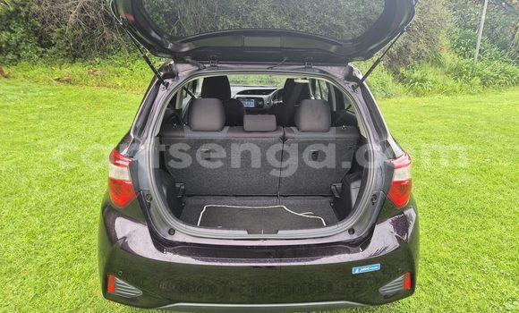 Buy Used Toyota Vitz Black Car in Mbabane in Manzini Buy Used Toyota Vitz Black Car in Mbabane in Manzini