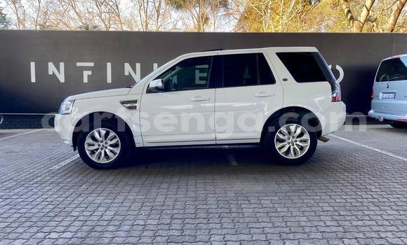 Buy Used Land Rover Freelander White Car in Mbabane in Manzini Buy Used Land Rover Freelander White Car in Mbabane in Manzini