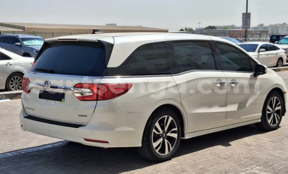 Buy Used Honda Odyssey White Car in Mbabane in Manzini Buy Used Honda Odyssey White Car in Mbabane in Manzini