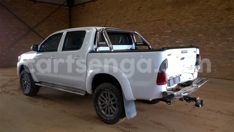 Big with watermark toyota hilux lubombo big bend 29672