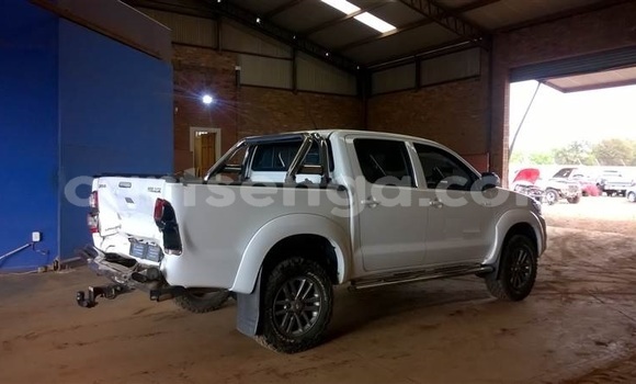 Buy Used Toyota Hilux White Car in Big Bend in Lubombo Buy Used Toyota Hilux White Car in Big Bend in Lubombo