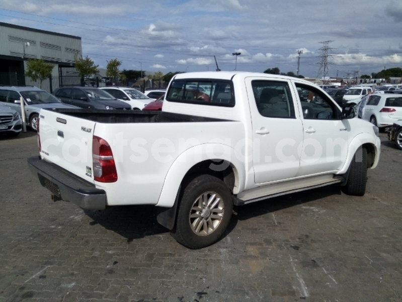 Big with watermark toyota hilux lubombo big bend 29675