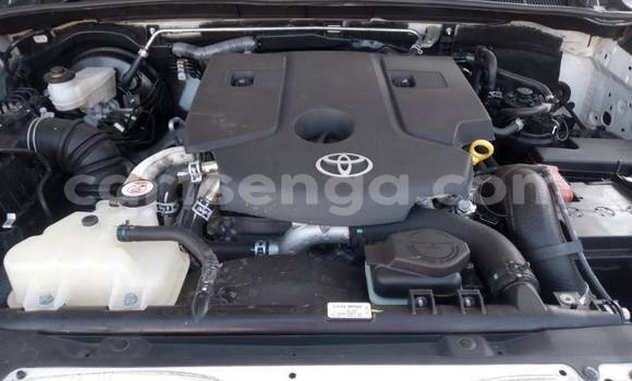 Buy Used Toyota Fortuner White Car in Lobamba in Manzini Buy Used Toyota Fortuner White Car in Lobamba in Manzini