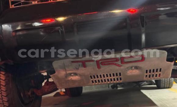 Nunua Ilio tumika Toyota 4Runner Black Gari ndani ya Mbabane nchini Manzini Nunua Ilio tumika Toyota 4Runner Black Gari ndani ya Mbabane nchini Manzini