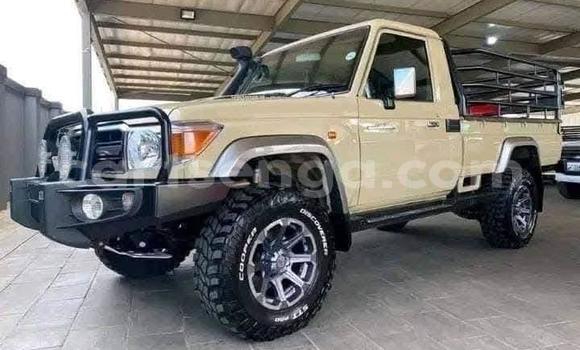 Nunua Ilio tumika Toyota Land Cruiser Beige Gari ndani ya Manzini nchini Manzini Nunua Ilio tumika Toyota Land Cruiser Beige Gari ndani ya Manzini nchini Manzini
