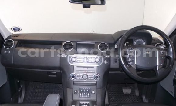 Buy Used Land Rover Discovery White Car in Manzini in Manzini Buy Used Land Rover Discovery White Car in Manzini in Manzini