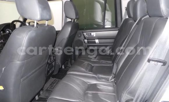 Buy Used Land Rover Discovery White Car in Manzini in Manzini Buy Used Land Rover Discovery White Car in Manzini in Manzini