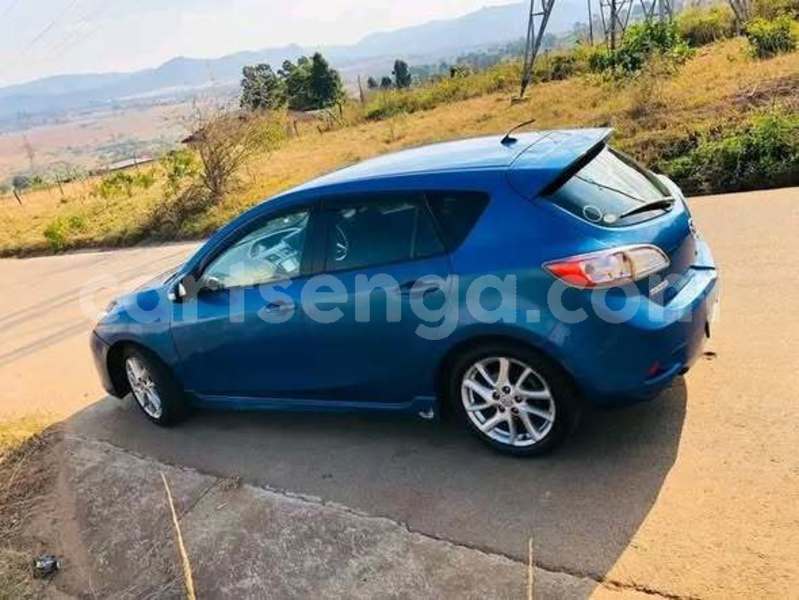 Big with watermark mazda axela shiselweni district hluti 29731