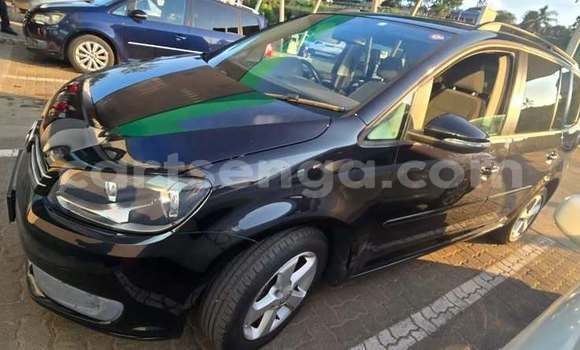 Buy Used Volkswagen Touran Black Car in Manzini in Manzini Buy Used Volkswagen Touran Black Car in Manzini in Manzini