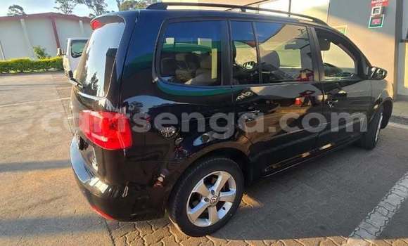 Buy Used Volkswagen Touran Black Car in Manzini in Manzini Buy Used Volkswagen Touran Black Car in Manzini in Manzini