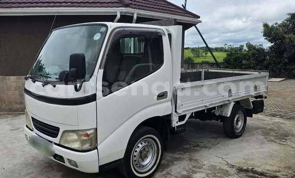 Buy Used Toyota Dyna Black Truck in Mbabane in Manzini Buy Used Toyota Dyna Black Truck in Mbabane in Manzini