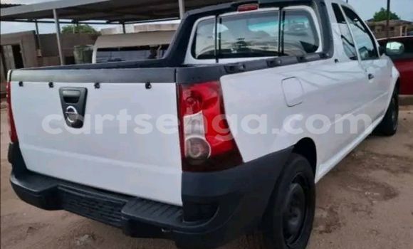 Buy Used Nissan NP 300 White Car in Mbabane in Manzini Buy Used Nissan NP 300 White Car in Mbabane in Manzini