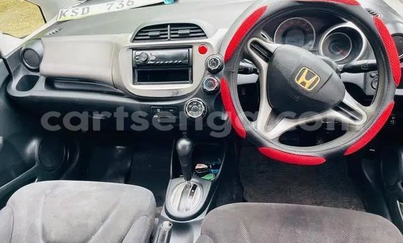 Buy Used Honda FIT White Car in Mbabane in Manzini Buy Used Honda FIT White Car in Mbabane in Manzini