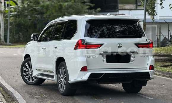 Nunua Ilio tumika Lexus LX 570 White Gari ndani ya Manzini nchini Manzini Nunua Ilio tumika Lexus LX 570 White Gari ndani ya Manzini nchini Manzini