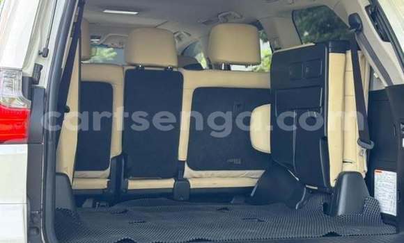 Nunua Ilio tumika Lexus LX 570 White Gari ndani ya Manzini nchini Manzini Nunua Ilio tumika Lexus LX 570 White Gari ndani ya Manzini nchini Manzini