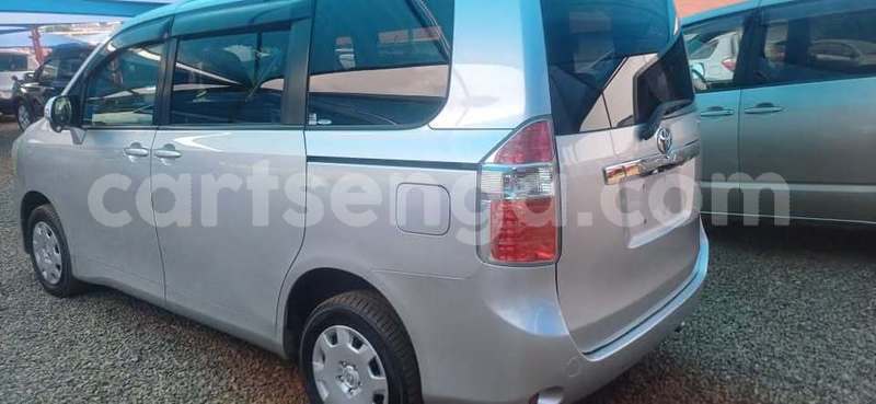 Big with watermark toyota noah manzini manzini 29794