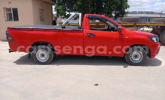 Nunua Ilio tumika Toyota Hilux Red Gari ndani ya Manzini nchini Manzini Nunua Ilio tumika Toyota Hilux Red Gari ndani ya Manzini nchini Manzini