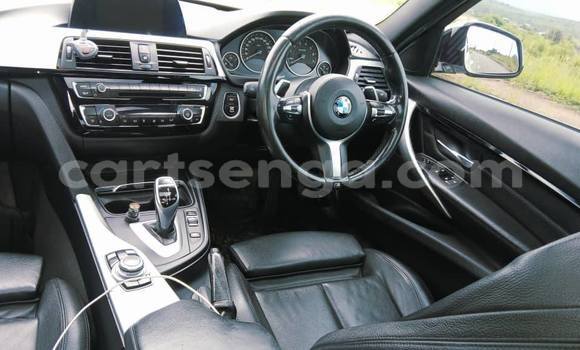 Nunua Ilio tumika BMW 3200 White Gari ndani ya Manzini nchini Manzini Nunua Ilio tumika BMW 3200 White Gari ndani ya Manzini nchini Manzini