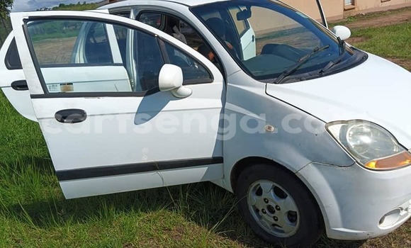 Buy Used Chevrolet Spark White Car in Manzini in Manzini