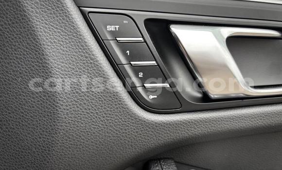 Buy Used Porsche Macan Silver Car in Manzini in Manzini Buy Used Porsche Macan Silver Car in Manzini in Manzini