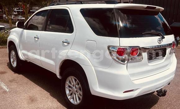 Buy Used Toyota Fortuner White Car in Manzini in Manzini Buy Used Toyota Fortuner White Car in Manzini in Manzini