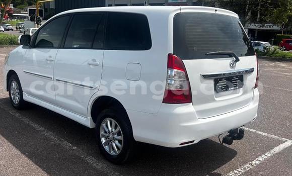 Buy Used Toyota Innova White Car in Manzini in Manzini Buy Used Toyota Innova White Car in Manzini in Manzini