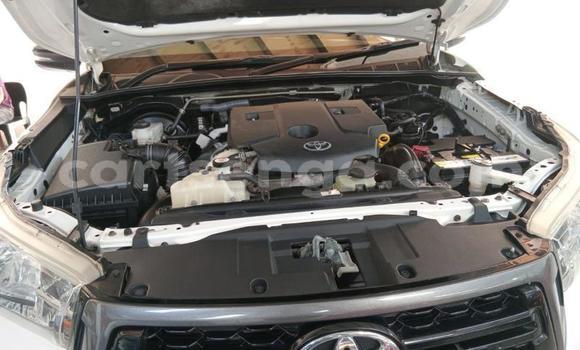 Buy Used Toyota Hilux White Car in Manzini in Manzini Buy Used Toyota Hilux White Car in Manzini in Manzini
