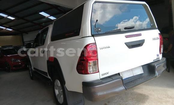 Buy Used Toyota Hilux White Car in Manzini in Manzini Buy Used Toyota Hilux White Car in Manzini in Manzini