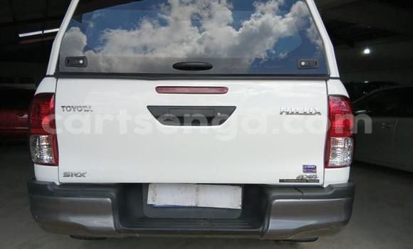 Buy Used Toyota Hilux White Car in Manzini in Manzini Buy Used Toyota Hilux White Car in Manzini in Manzini