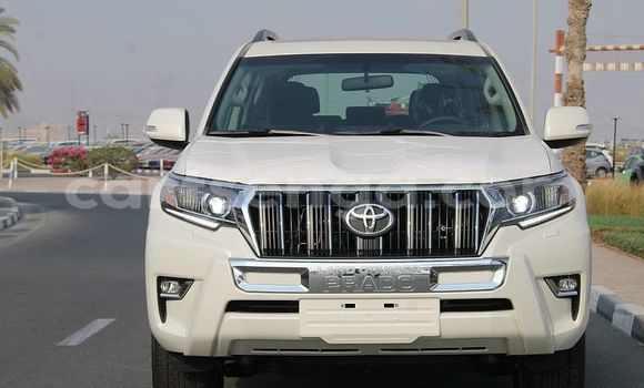 Buy Used Toyota Land Cruiser Prado White Car in Mondi in Hhohho