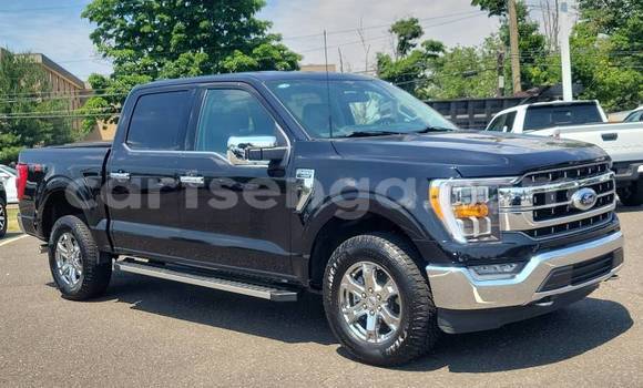 Buy Used Ford F–150 Black Car in Mondi in Hhohho