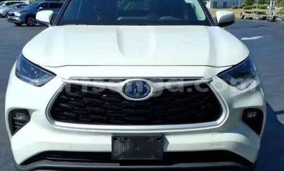 Acheter Occasion Voiture Toyota Highlander Blanc à Mondi, Hhohho