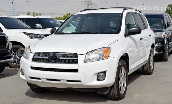 Buy Import Toyota 4Runner White Car in Import - Dubai in Hhohho Buy Import Toyota 4Runner White Car in Import - Dubai in Hhohho