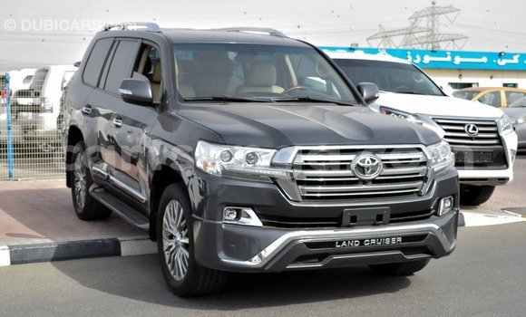 Buy Import Toyota Land Cruiser Other Car in Import - Dubai in Hhohho Buy Import Toyota Land Cruiser Other Car in Import - Dubai in Hhohho