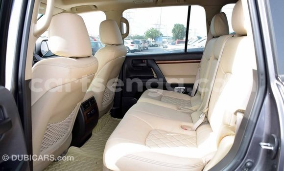 Buy Import Toyota Land Cruiser Other Car in Import - Dubai in Hhohho Buy Import Toyota Land Cruiser Other Car in Import - Dubai in Hhohho