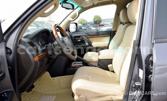 Buy Import Toyota Land Cruiser Other Car in Import - Dubai in Hhohho Buy Import Toyota Land Cruiser Other Car in Import - Dubai in Hhohho