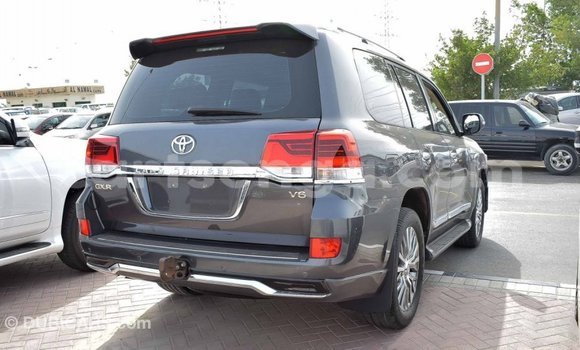 Buy Import Toyota Land Cruiser Other Car in Import - Dubai in Hhohho Buy Import Toyota Land Cruiser Other Car in Import - Dubai in Hhohho