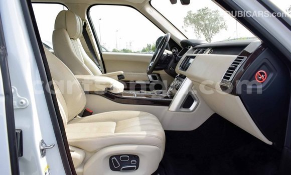 Buy Import Land Rover Range Rover White Car in Import - Dubai in Hhohho Buy Import Land Rover Range Rover White Car in Import - Dubai in Hhohho