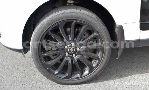 Buy Import Land Rover Range Rover White Car in Import - Dubai in Hhohho Buy Import Land Rover Range Rover White Car in Import - Dubai in Hhohho