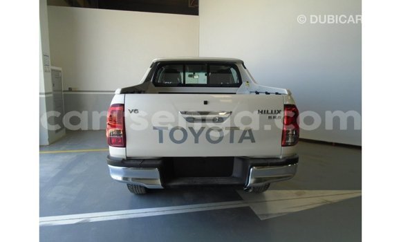 Nunua Imported Toyota Hilux Other Gari ndani ya Import - Dubai nchini Hhohho Nunua Imported Toyota Hilux Other Gari ndani ya Import - Dubai nchini Hhohho