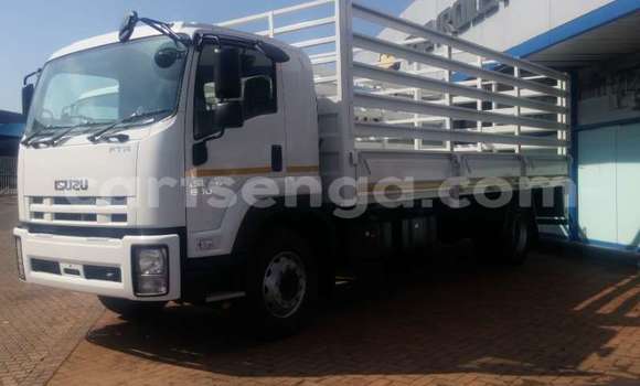 Buy Used Isuzu FTR 850 White Truck in Mbabane in Manzini