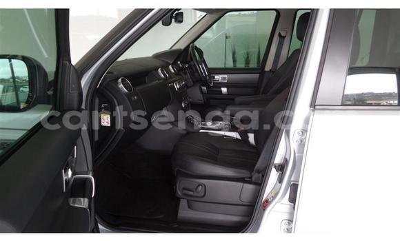 Buy Used Land Rover Discovery Silver Car in Manzini in Manzini Buy Used Land Rover Discovery Silver Car in Manzini in Manzini
