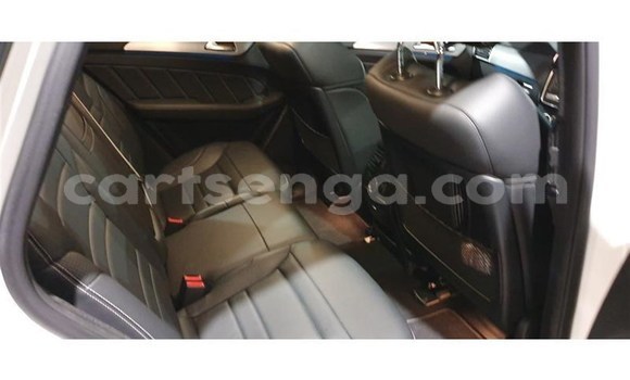 Acheter Occasion Voiture BMW New Class Blanc à Manzini, Manzini Acheter Occasion Voiture BMW New Class Blanc à Manzini, Manzini