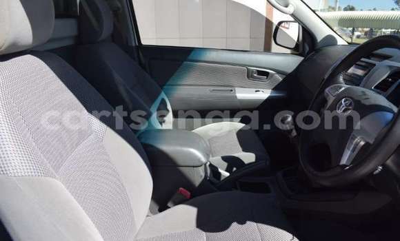 Acheter Occasion Voiture Toyota Hilux Blanc à Big Bend, Lubombo Acheter Occasion Voiture Toyota Hilux Blanc à Big Bend, Lubombo