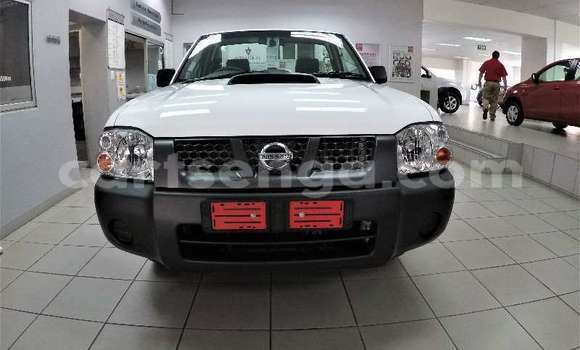 Acheter Occasion Voiture Nissan NP 300 Blanc à Big Bend, Lubombo Acheter Occasion Voiture Nissan NP 300 Blanc à Big Bend, Lubombo