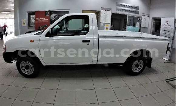 Acheter Occasion Voiture Nissan NP 300 Blanc à Big Bend, Lubombo Acheter Occasion Voiture Nissan NP 300 Blanc à Big Bend, Lubombo